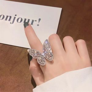 Butterfly ring adjustable